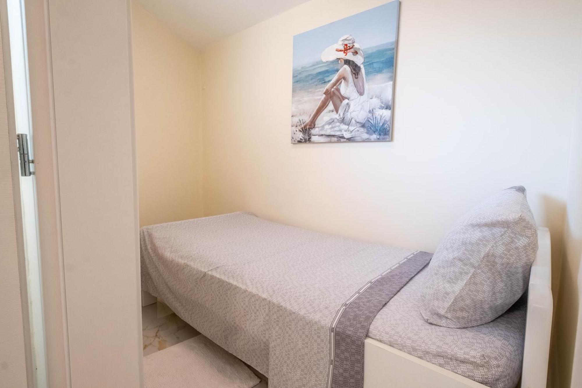 Premium Relax Rooms Novi Vinodolski Exterior photo